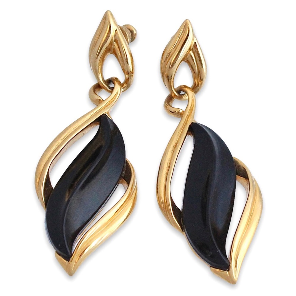Vintage Trifari Dangle Earrings Gold Plated with Black Fluted Swirl Retro Style